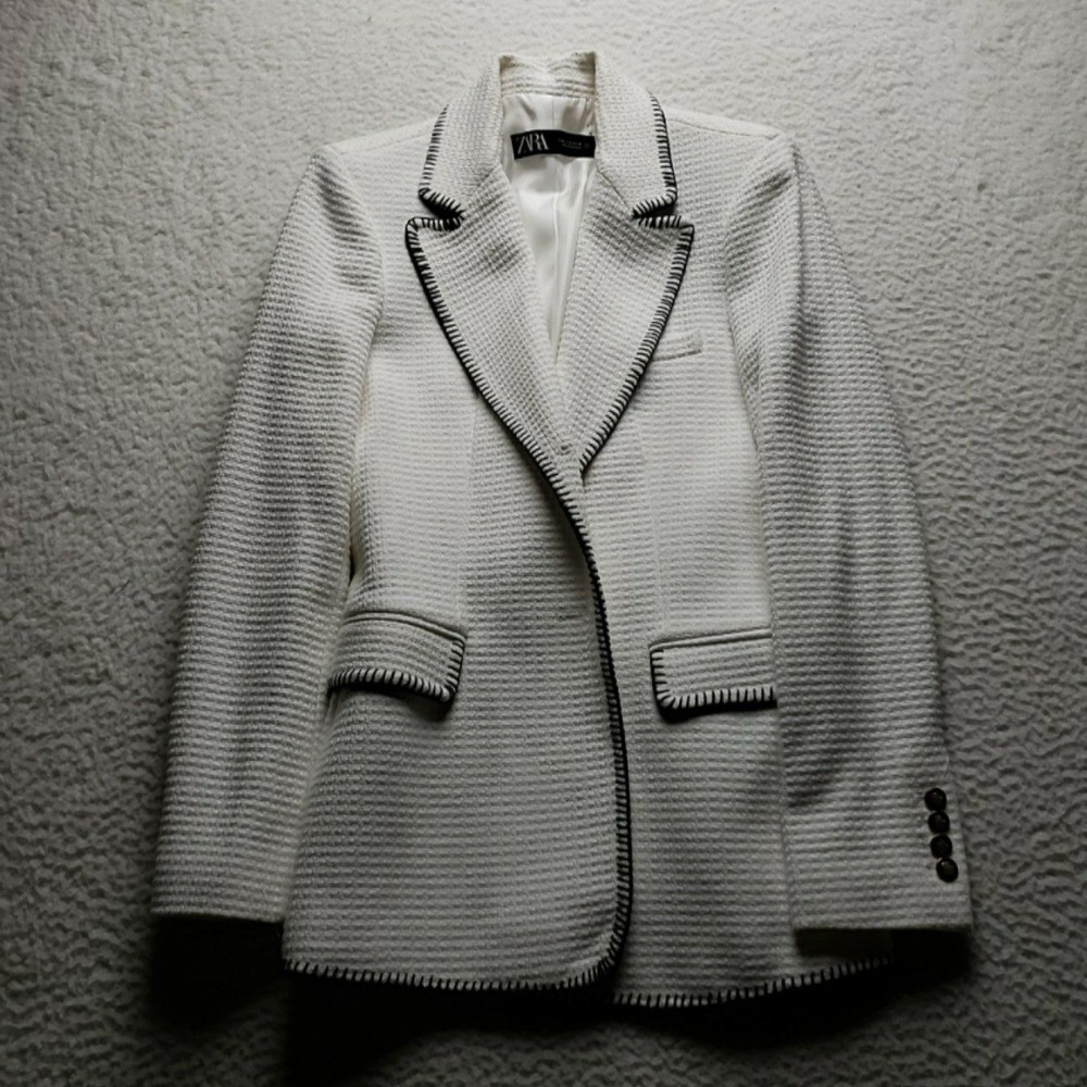 ZARA Blazer Jacket Womens M White Textured Contrast Trim Lined Tailored Career
